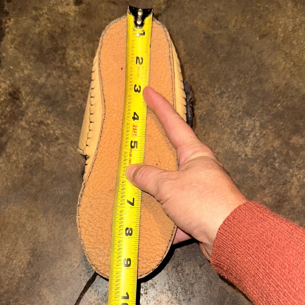 Women's Floral Moccasins in Tan and Teal - Picture 8 of 8